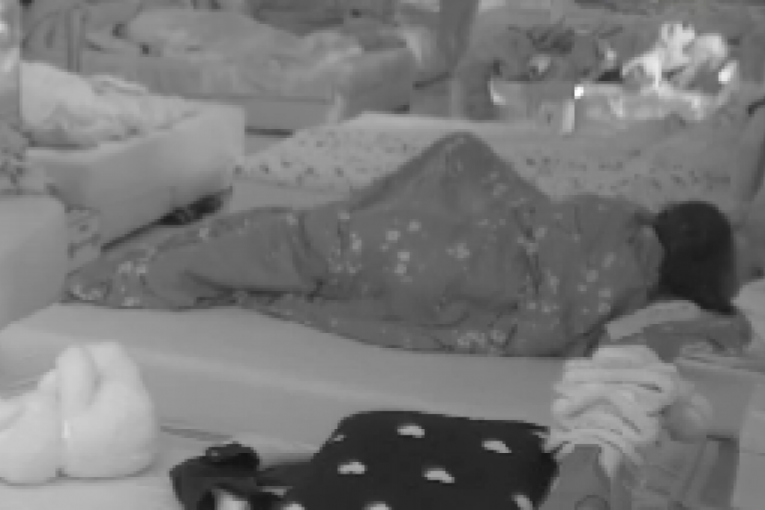 Mina Vrbaški I Viktor Gagić vrela akcija