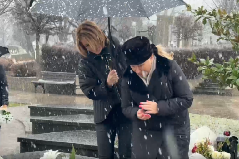 Goca Šaulić na pomenu Šabanu Šauliću