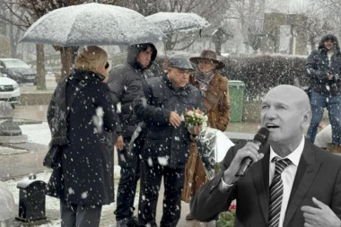 TUGA! Samo su ove poznate ličnosti došle da odaju POČAST Šabanu Šauliću! (VIDEO)