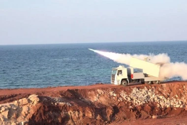 IRAN LANSIRAO RAKETE NA JORDAN, EMIRATE I KATAR!