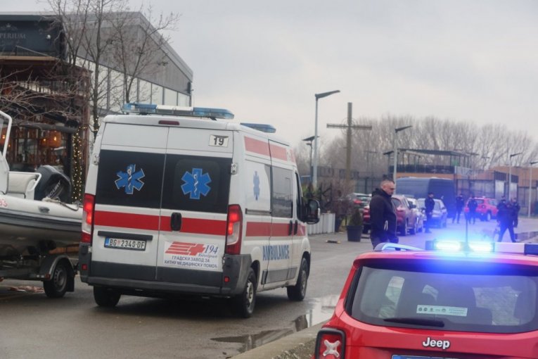 Mesto gde je automobil sleteo u reku