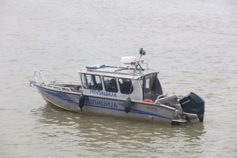 Mesto gde je automobil sleteo u reku