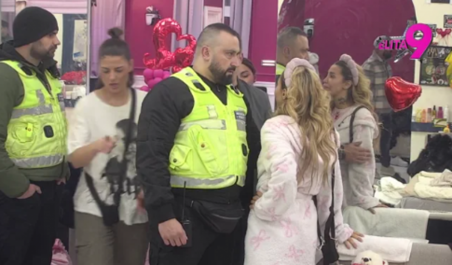 DA SE NAJEŽIŠ - OBEZBEĐENJE JEDVA OBUZDALO POBESNELU ANELI: Ukućani prisustvovali stravičnim scenama, kako se ovo dogodilo?!