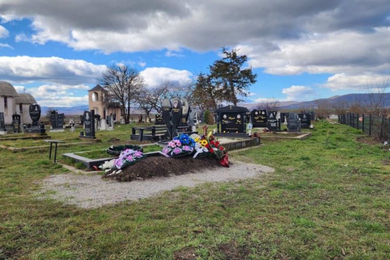Novo skrnavljenje na srpskim grobljima na Kosmetu