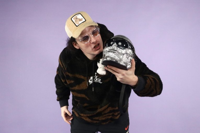 Eegor se takmiči na PZE 2026 sa pesmom "Klaber"