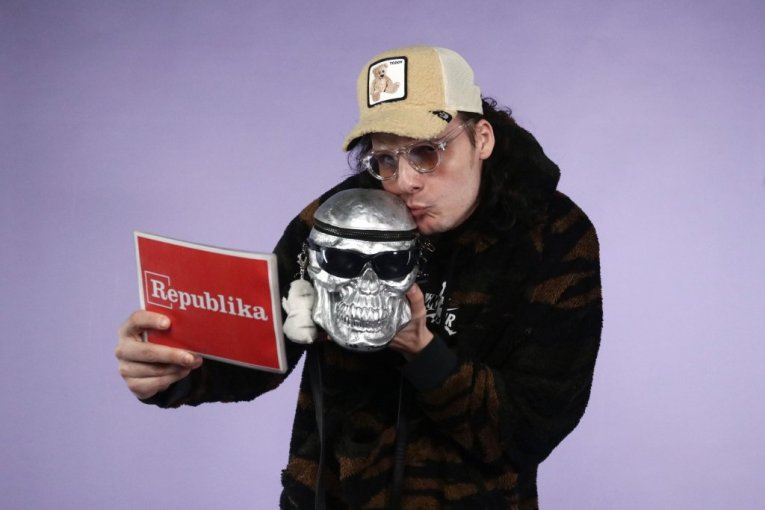 Eegor učestvuje na Pesmi za Evroviziju (PZE) 2026 sa pesmom "Klaber"