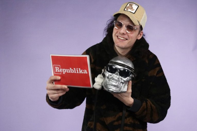 Eegor učestvuje na Pesmi za Evroviziju (PZE) 2026 sa pesmom "Klaber"