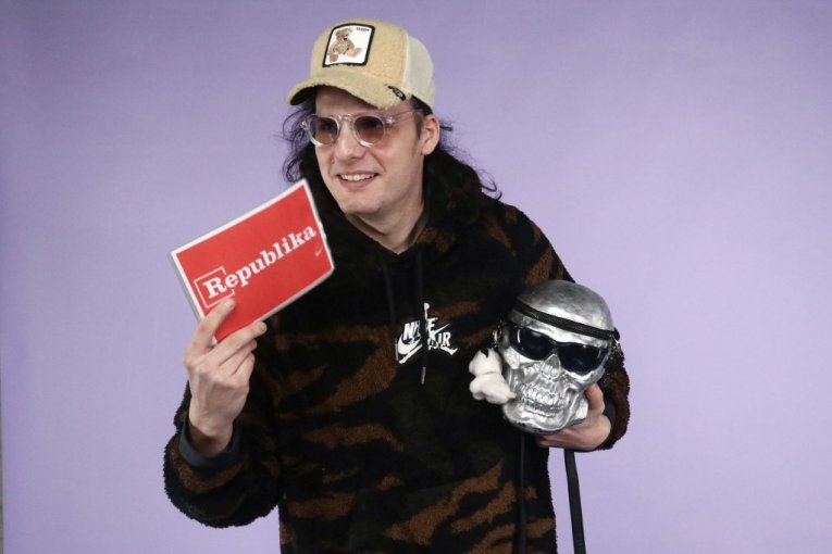 Eegor učestvuje na Pesmi za Evroviziju (PZE) 2026 sa pesmom "Klaber"