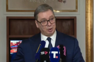 "RAZMIŠLJAM DA DAM POMILOVANJE NEKIM BLOKADERIMA!" Vučić iz Nju Delhija - MISLIM DA SU SHVATILI KOLIKO SU GLUPOSTI PRAVILI!