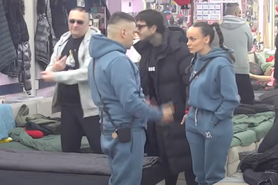 TEODORU DELIĆ POJEO BLAM ZBOG BEBICE! Izvinjavala se svima zbog OVIH reči koje je dobila! FILIP PRISILJEN DA IH SLUŠA! (VIDEO)