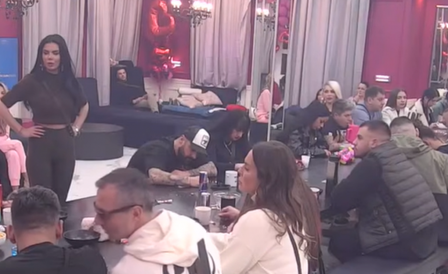 ŠOK! Anita optužila Anđela da je OVO radio pred njenim sinom, izbio HAOS! Ranković pomaže OCU malog Alekseja! (VIDEO)