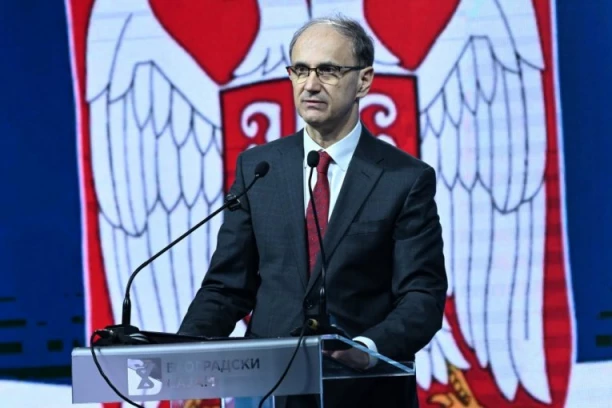 PREMIJER MACUT O PRETNJAMA PREDSEDNIKU VUČIĆU: Nema opravdanja za pozive na nasilje, očekujem odlučnu reakciju nadležnih organa!