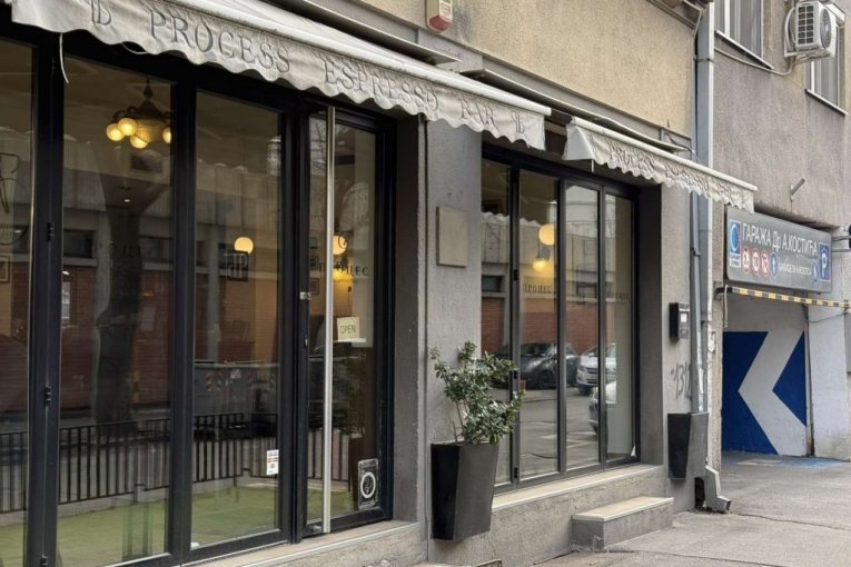 Lokal u kom je došlo do haosa