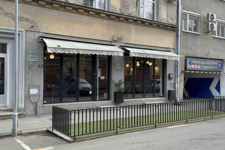 Lokal u kom je došlo do haosa