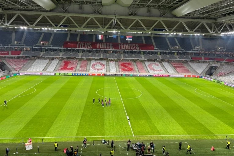 STANKOVIĆ ODABRAO 11 RATNIKA ZA LIL: Evo u kojoj formaciji Zvezda napada osminu finala Lige Evrope! (FOTO)