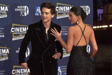 Ljubavni haos: Tri znaka upadaju u ZABRANJENE veze, jedan gubi RAZUM