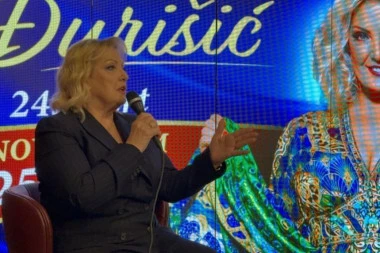 DOŽIVELA NEPRIJATNOST ZA STOLOM SNEŽANE ĐURIŠIĆ! Naša pevačica otkrila detalje drame - NIJE HTELA NI DA ME POGLEDA!