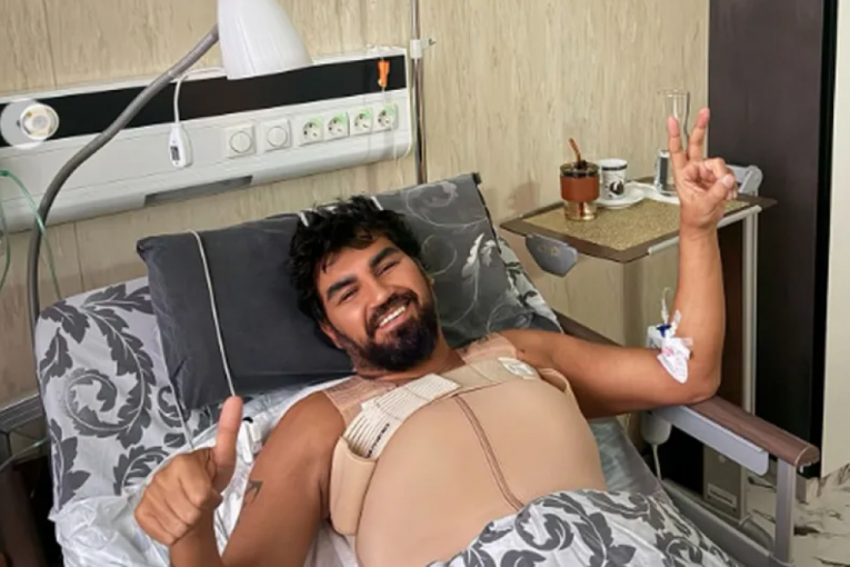 INSTALLED 600 CUBES OF SILICONE IN HIS CHEST! This is what Azis looks like AFTER THE OPERATION! (PHOTO)