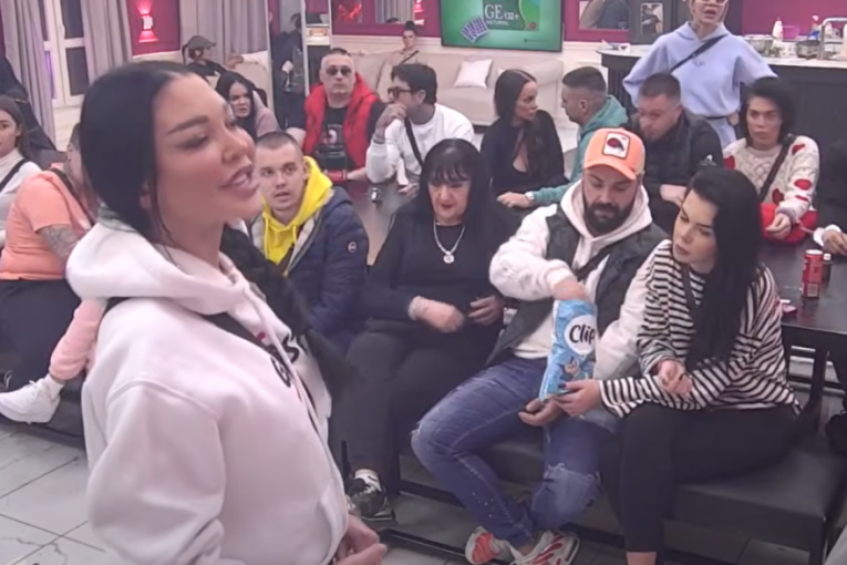 Maja Marinković i Aneli Ahmić u okršaju!