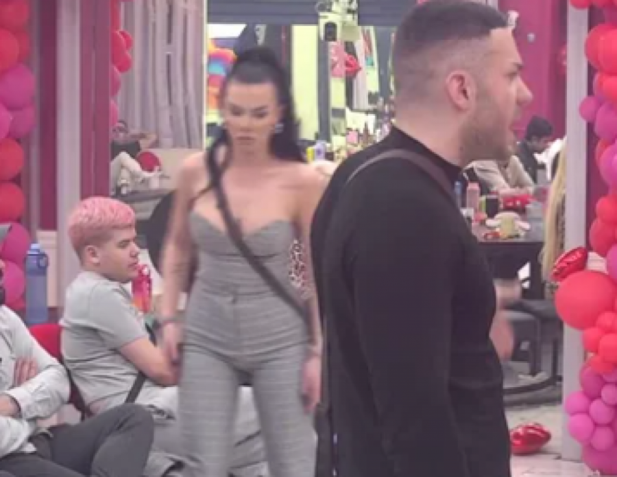 MONSTRUOZNO! Anita Stanojlović LAŽIRALA TRUDNOĆU - voditelj saopštio informacije iz spoljnog sveta! (FOTO)