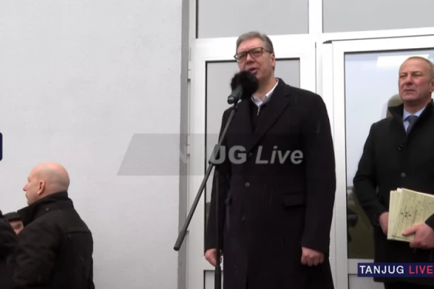 PREDSEDNIK VUČIĆ NAJAVIO NOVU FABRIKU U KNJAŽEVCU! Lično ću da se postaram da dođe jedan pogon! (VIDEO)