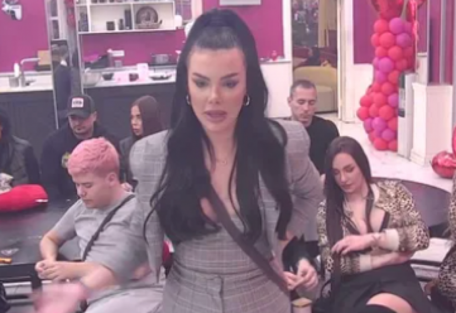 ISTINA O ANĐELU RANKOVIĆU I MUŠKARCIMA ISPLIVALA NA VIDELO: Otkriveno čime ga Anita UCENJIVALA, sve otkriveno o njegovom KREVETU!