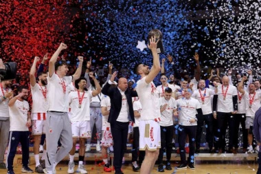 CRVENA ZVEZDA JE PODIGLA TROFEJ: Veliko slavlje u Nišu - evo ko je MVP KUPA RADIVOJA KORAĆA! (FOTO, VIDEO)