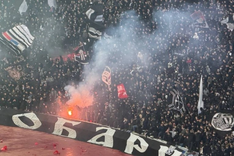 HRVATI JEDVA DOČEKALI: Evo šta tamošnji mediji pišu o transparentu za Tuđmana sa večitog derbija! (VIDEO)