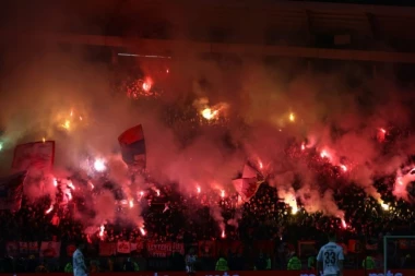 DELIJE UDARILE NA IGRAČE PARTIZANA: Pogledajte scene posle derbija - ne daju im da uđu u tunel! (VIDEO)