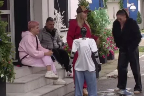 NOVI VIRUS HARA "ELITOM": Aneli Ahmić ZARAZILA takmičara, VANREDNI HAOS u Beloj kući!