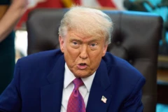 TRAMP ŠALJE VOJSKU U IRAN? Predsednik SAD još jednom šokirao svet, jedna rečenica svima sada PARA UŠI