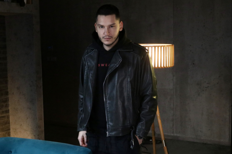 Aleksandar Radojević učestvuje na Pesmi za Evroviziju PZE 2026 sa pesmom "Sudbina"