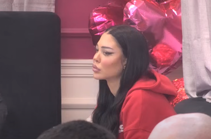 ANITA VAN SEBE ZBOG INTIMNOG SNIMKA MAJE MARINKOVIĆ I LUKE! Procurili kadrovi obnaženog Vujovića sa starletom! (VIDEO)