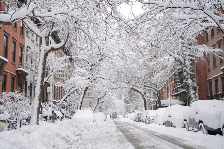 SPREMITE SE, STIŽE SNEG U SRBIJU! Na prolećne dane ćemo se načekati - NAJNOVIJA VREMENSKA PROGNOZA ZA KRAJ MARTA I POČETAK APRILA!