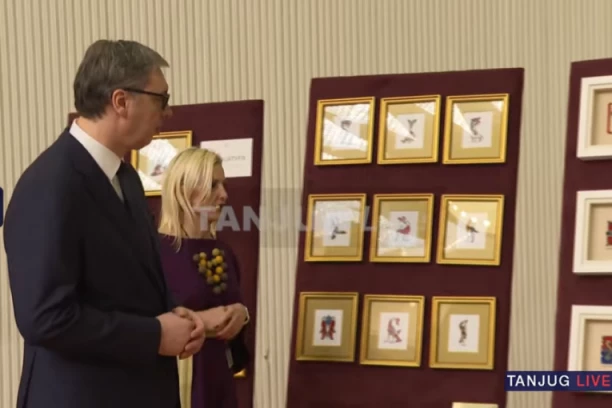 SVAKI OD MOTIVA IMA SVOJU PRIČU: Predsednik Vučić prisustvuje otvaranju izložbe "Niti državnosti" (FOTO, VIDEO)