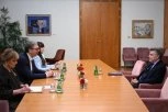 GEOPOLITIČKI SUSRET U BEOGRADU: Vučić i uticajni francuski ekspert razgovarali o budućnosti Evrope i mestu Srbije u novom svetskom poretku (FOTO)