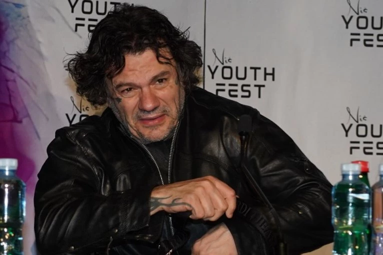 ACU AMADEUSA BIVŠA PET PUTA PRIJAVILA ZA POKUŠAJ UBISTVA: Ponovo se oglasio, traži reakciju POLICIJE! HAOS!