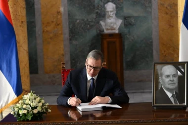 DIRLJIV GOVOR PREDSEDNIKA VUČIĆA: Jovanović nije tražio pozornicu, već ishod, počivaj u miru, dragi Vladislave!