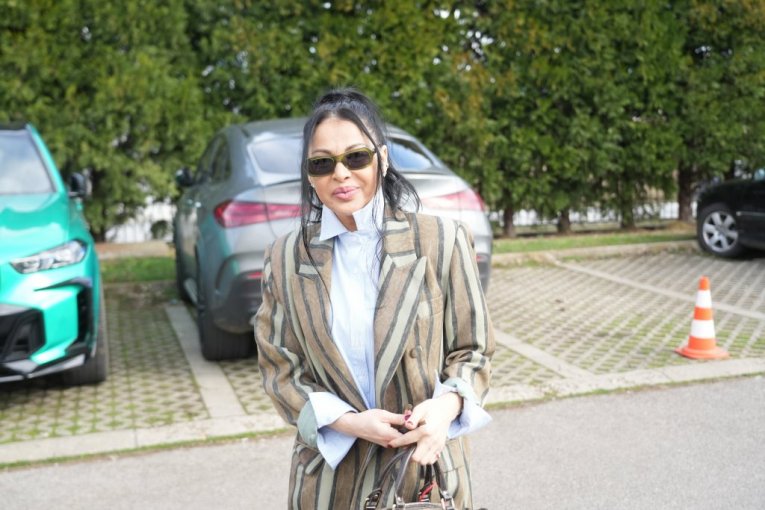 Tina Ivanović na snimanju "Pinkovih zvezda"