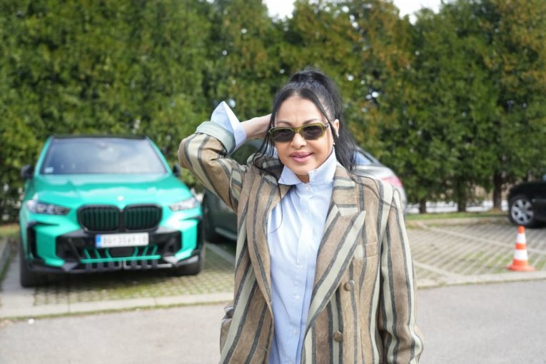 Tina Ivanović na snimanju "Pinkovih zvezda"