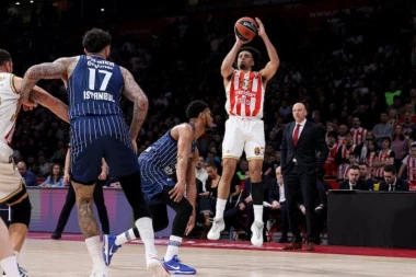 TURCI KLEKNULI U GROTLU ARENE: Zvezda pregazila Efes i nastavila ubedljivu dominaciju u Evropi!