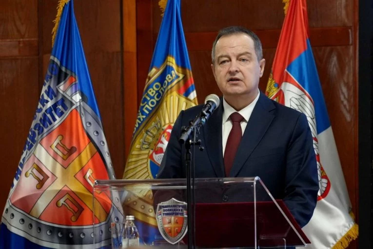 OGLASILI SE IZ KABINETA MINISTRA DAČIĆA! Evo šta kažu o stanju lidera SPS!