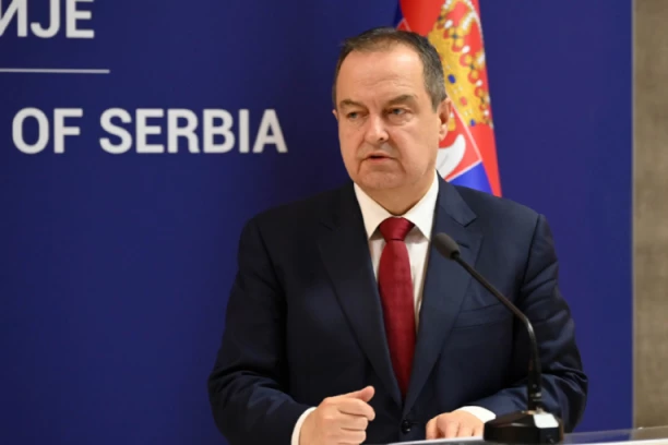 LUDILO: PRIZIVAJU DA UMRE DAČIĆ! Čitajte u Srpskom telegrafu!