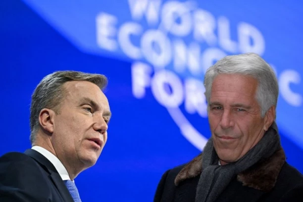 POTRES U VRHU SVETSKE ELITE! Prvi čovek Davosa podneo OSTAVKU zbog veza sa Epstajnom!