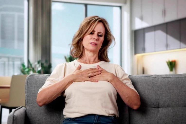 Simptomi UPALE PLUĆA često liče na običnu prehladu, a mogu biti fatalni: Hitno se obratite lekaru ukoliko primetite OVO!