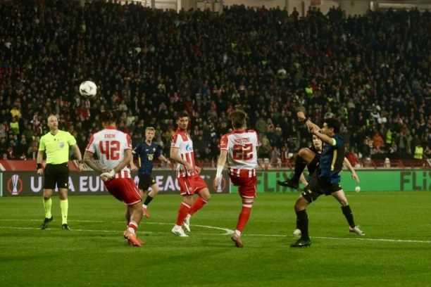 POLUVREME - ZVEZDA SE MUČI SA LILOM: Crveno-beli se još nisu oporavili od Žiruovog šoka! (VIDEO)