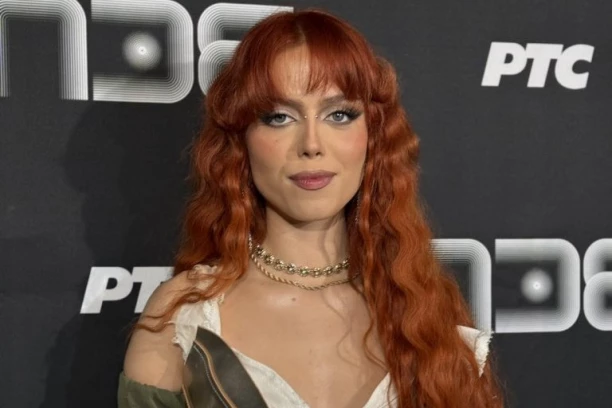 ZAKUCAVANJE PRED NASTUP, ONA IMA TAKTIKU ZA POBEDU NA PZE! Zona oduvala konkurenciju jednim potezom! (VIDEO)