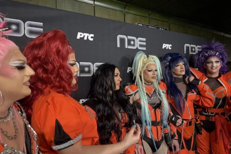 VERENIK IVANE KRUNIĆ NA USLUZI SVIM DEVOJKAMA IZ "HAREM GIRLS": Žestoko potkačio Slobu Radanovića, pa izazvao lom na PZE! (VIDEO)