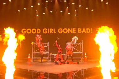 OVO NISTE MOGLI NI DA SANJATE! Zbog nastupa Harem Girls svima popadale vilice, scena doslovo gori!