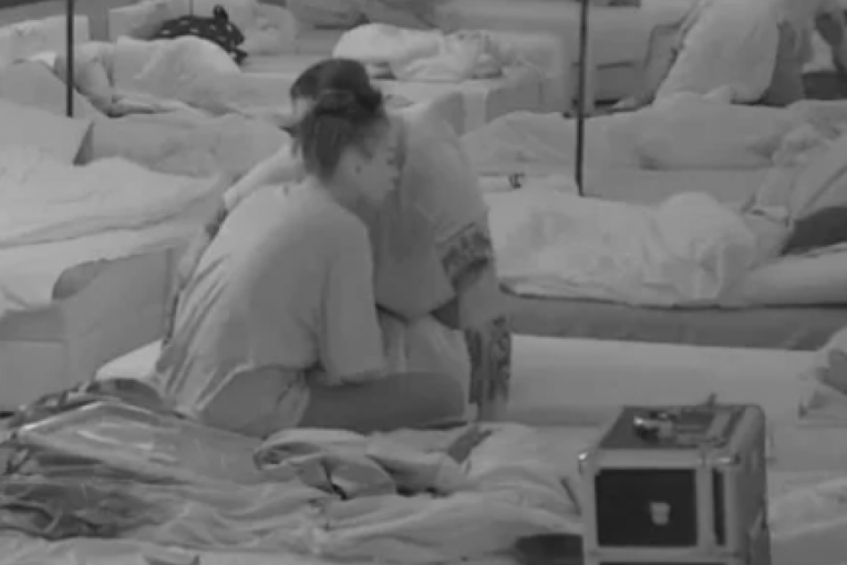 Asmin Durdžić poljubio Maju Marinković